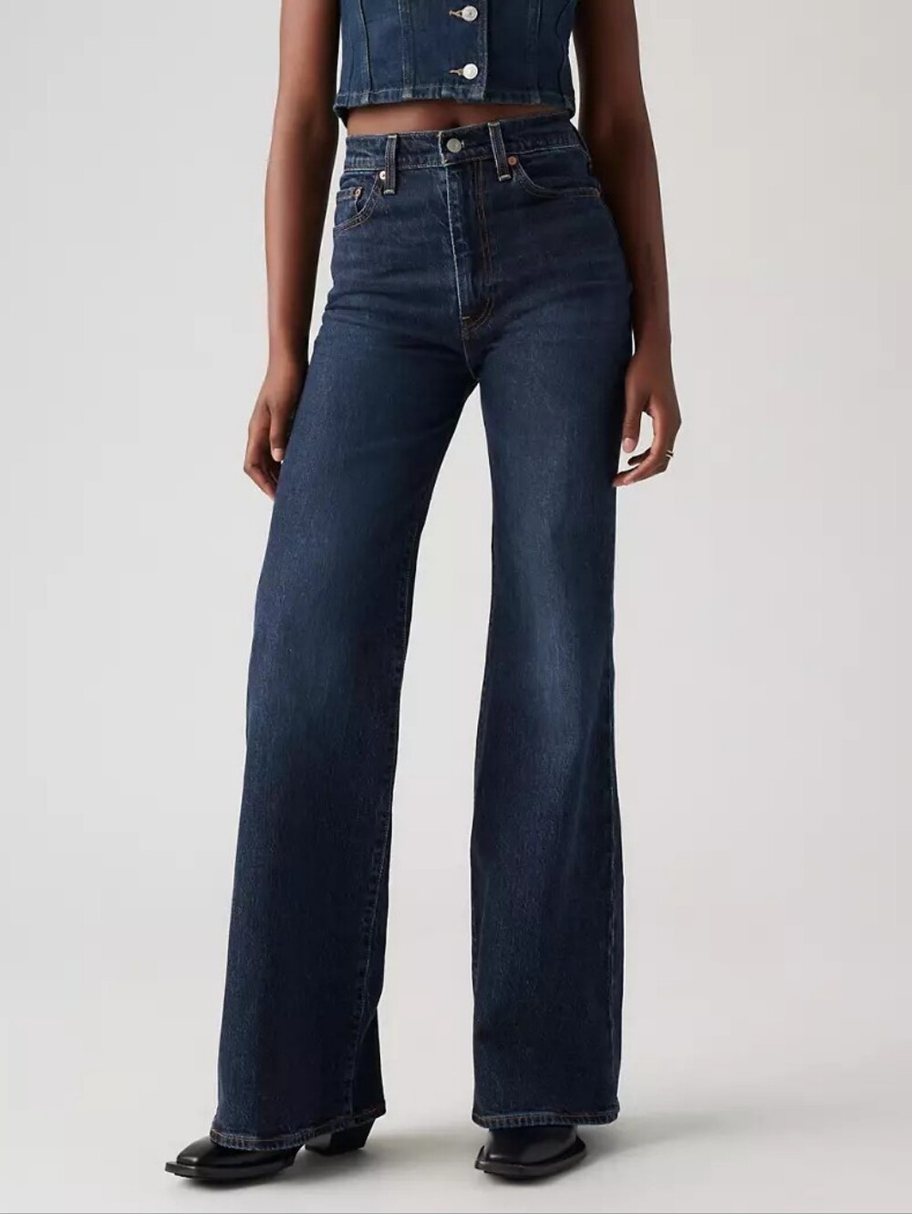 Levi's Ribcage Bell High-Rise Jeans in Dark Blue Denim